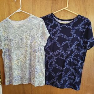 2) 100% Cotton Multicolored Croft & Barrow T Shirts Size M